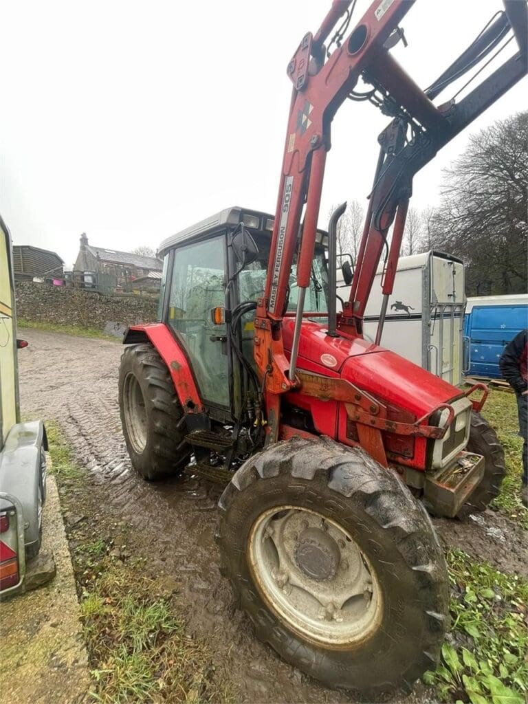 1997 MASSEY FERGUSON 6140 768x1024