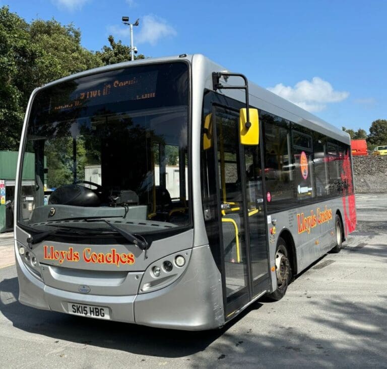 2015 ADL E200 8.9m with seatbelts 1 768x732