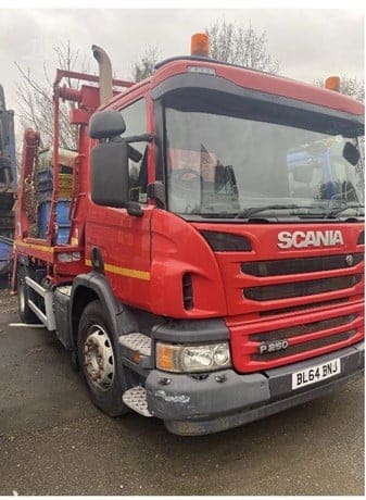 2015 SCANIA P250