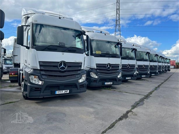 2017 MERCEDES BENZ ACTROS 1843