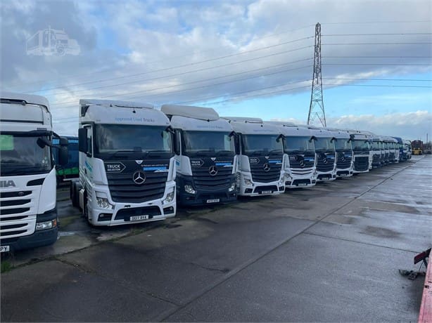 2017 MERCEDES BENZ ACTROS 2545