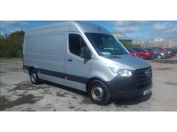 Mercedes Benz Sprinter 314 CDI 143 L2H2 MWB HIGH ROOF FWD